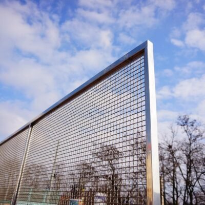Top 5 Reasons You Need a Commercial Fence Installation